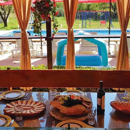 Holiday home Three-bedroom Holiday In Gornje *